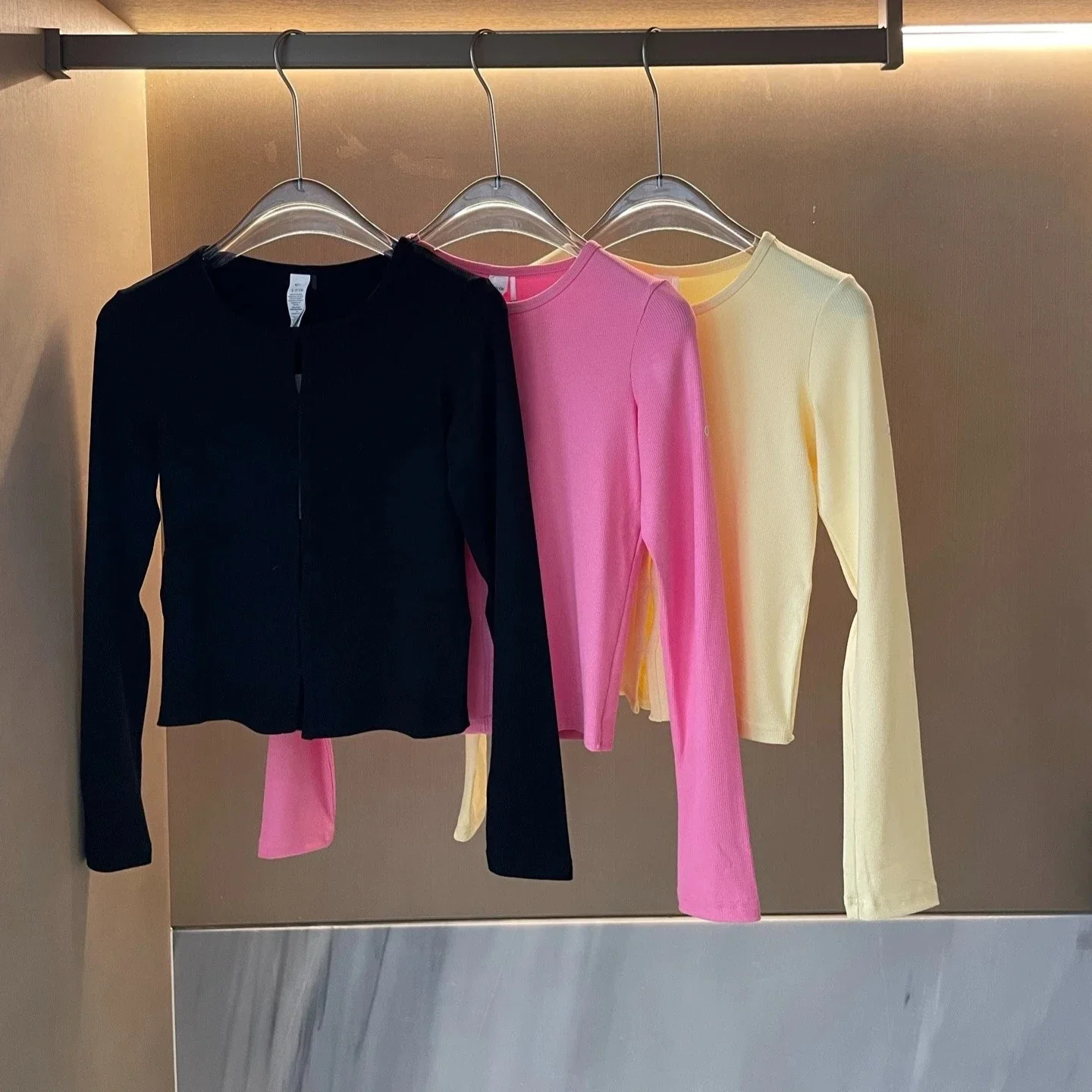 Women's Long Sleeve round Neck - Pilates & Yoga Vida review and price